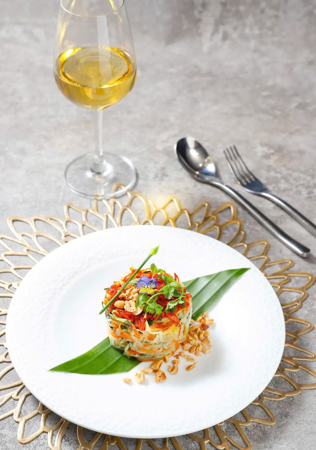 Best4U Premium Restaurant - 21 Lương Ngọc Quyến