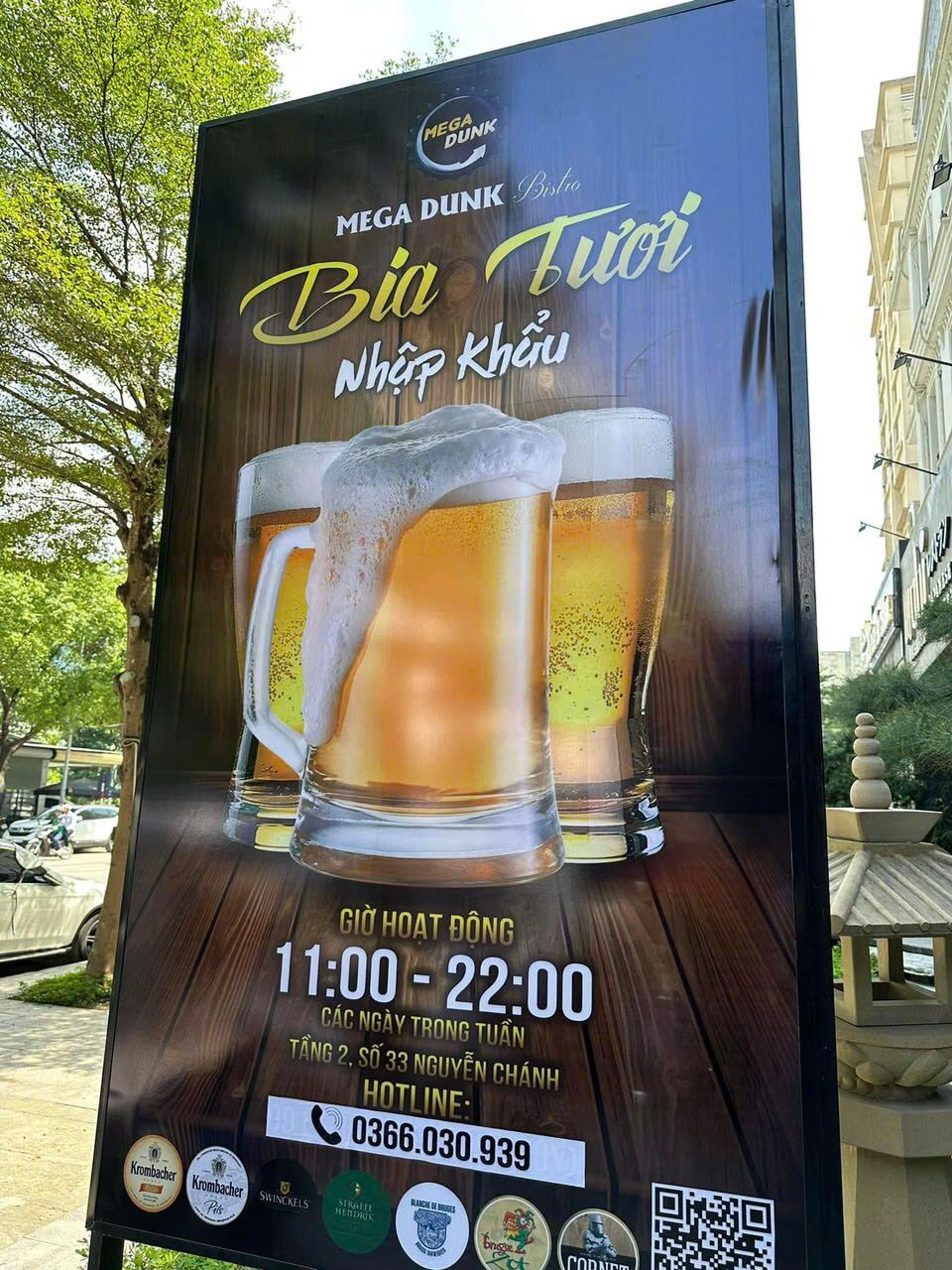 Mega Dunk Bistro - 33 Nguyễn Chánh