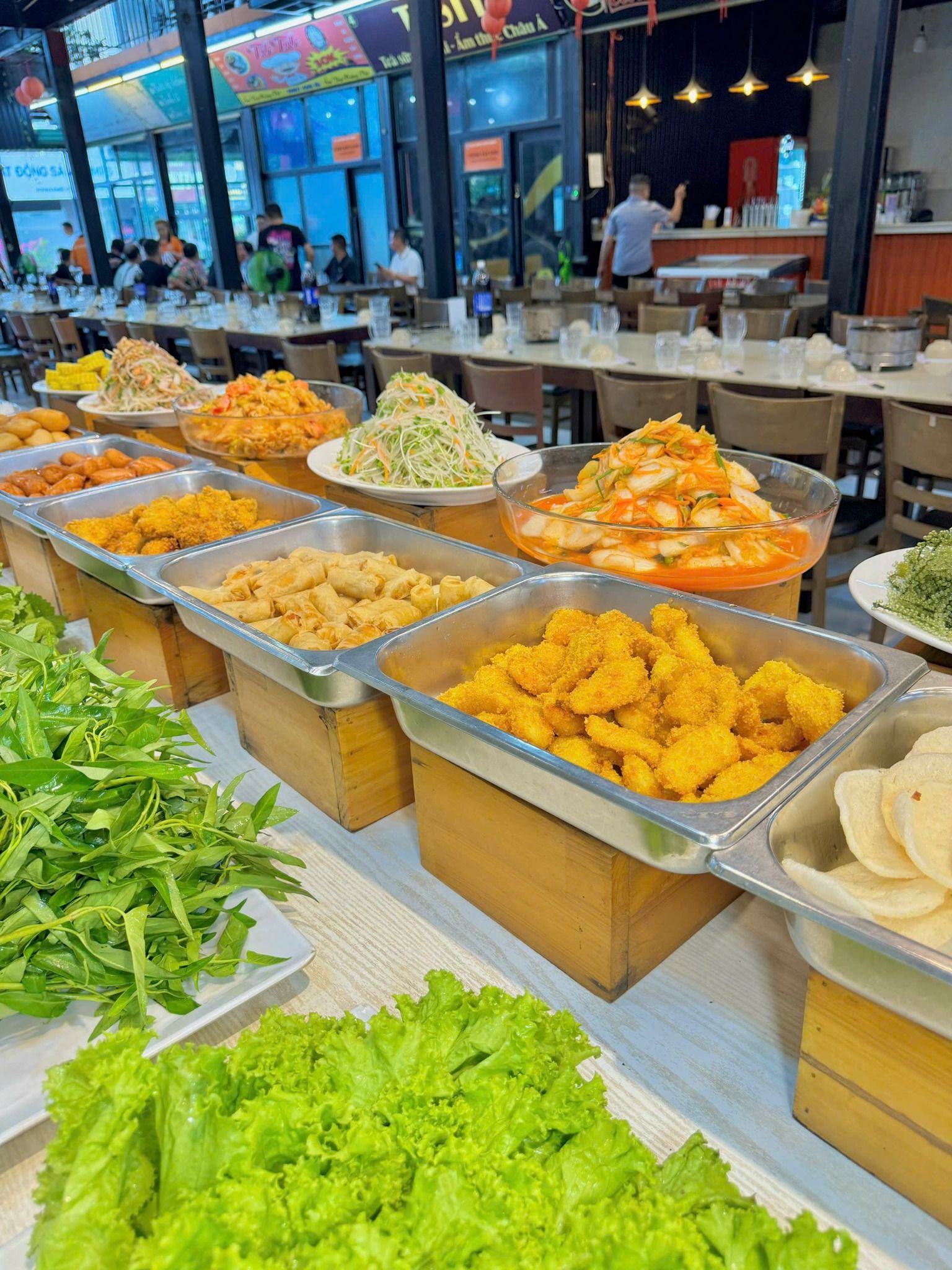 Zallo Buffet Viễn Triều - 17 Cao Văn Bé
