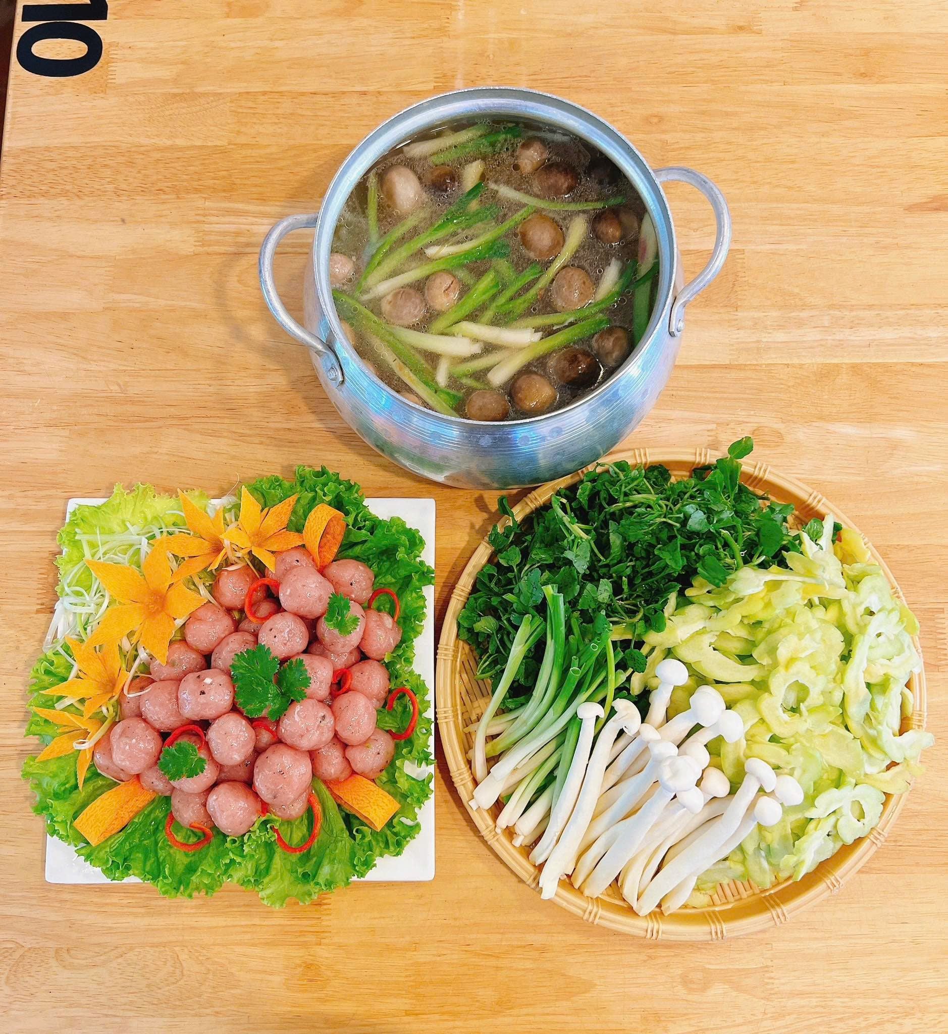 Cơm Niêu MelyFood - 694 Sư Vạn Hạnh