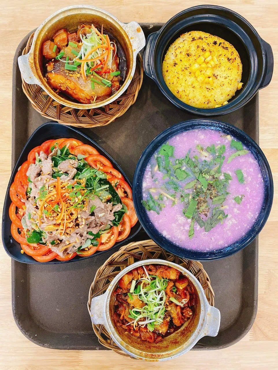 Cơm Niêu MelyFood - 186 Nguyễn Tri Phương