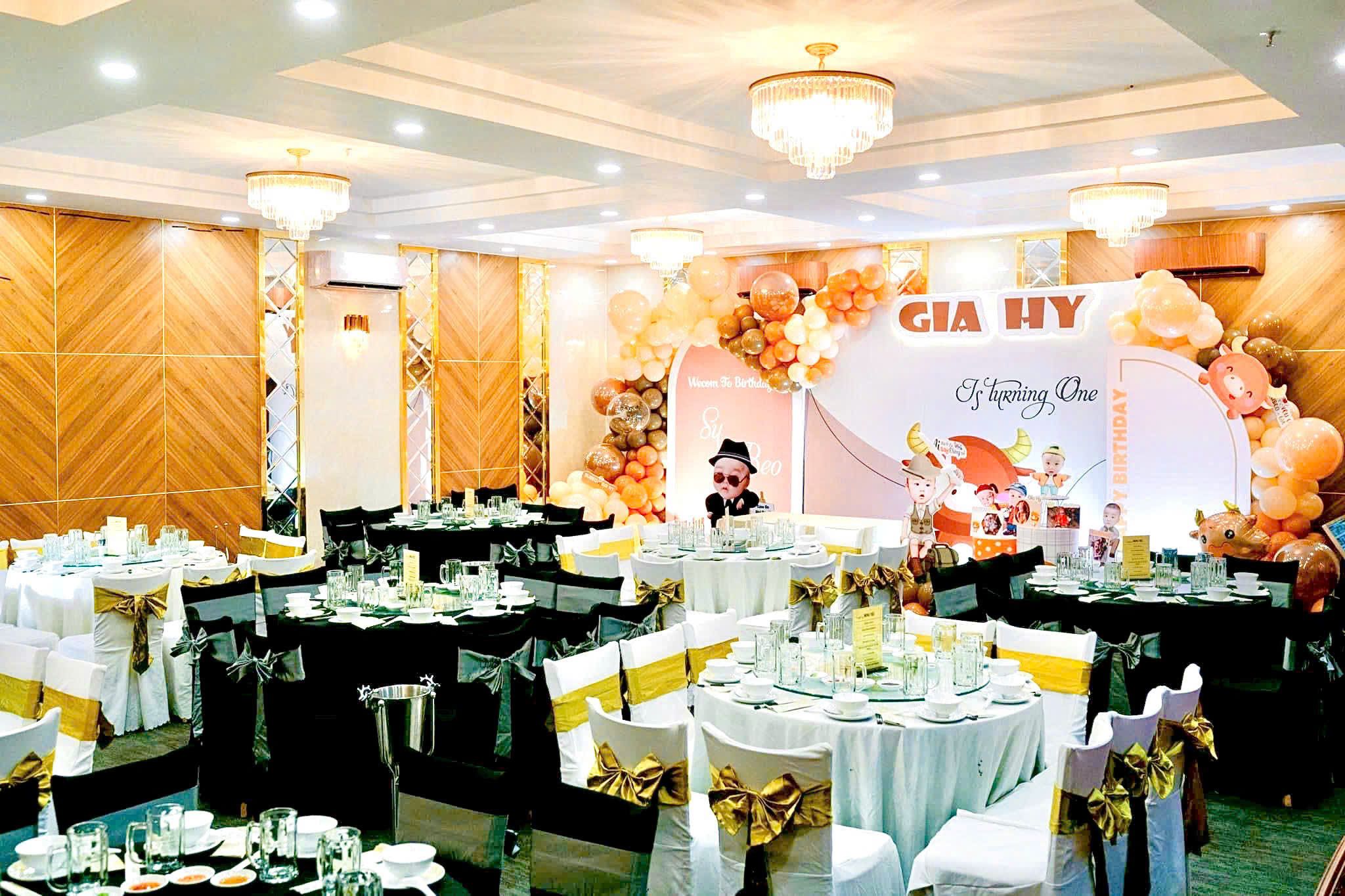 Khang Hy Tửu Quán - 334 - 336 Phan Huy Ích