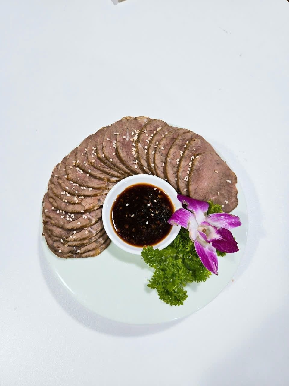 Xiu Yan - Nguyễn Chánh