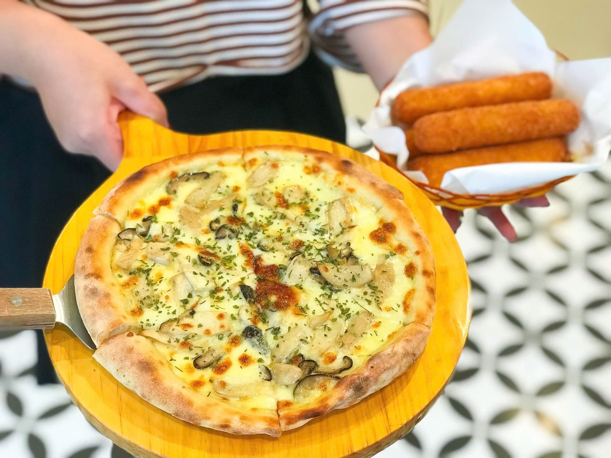 FAM‘S Chicken - KĐT The Manor