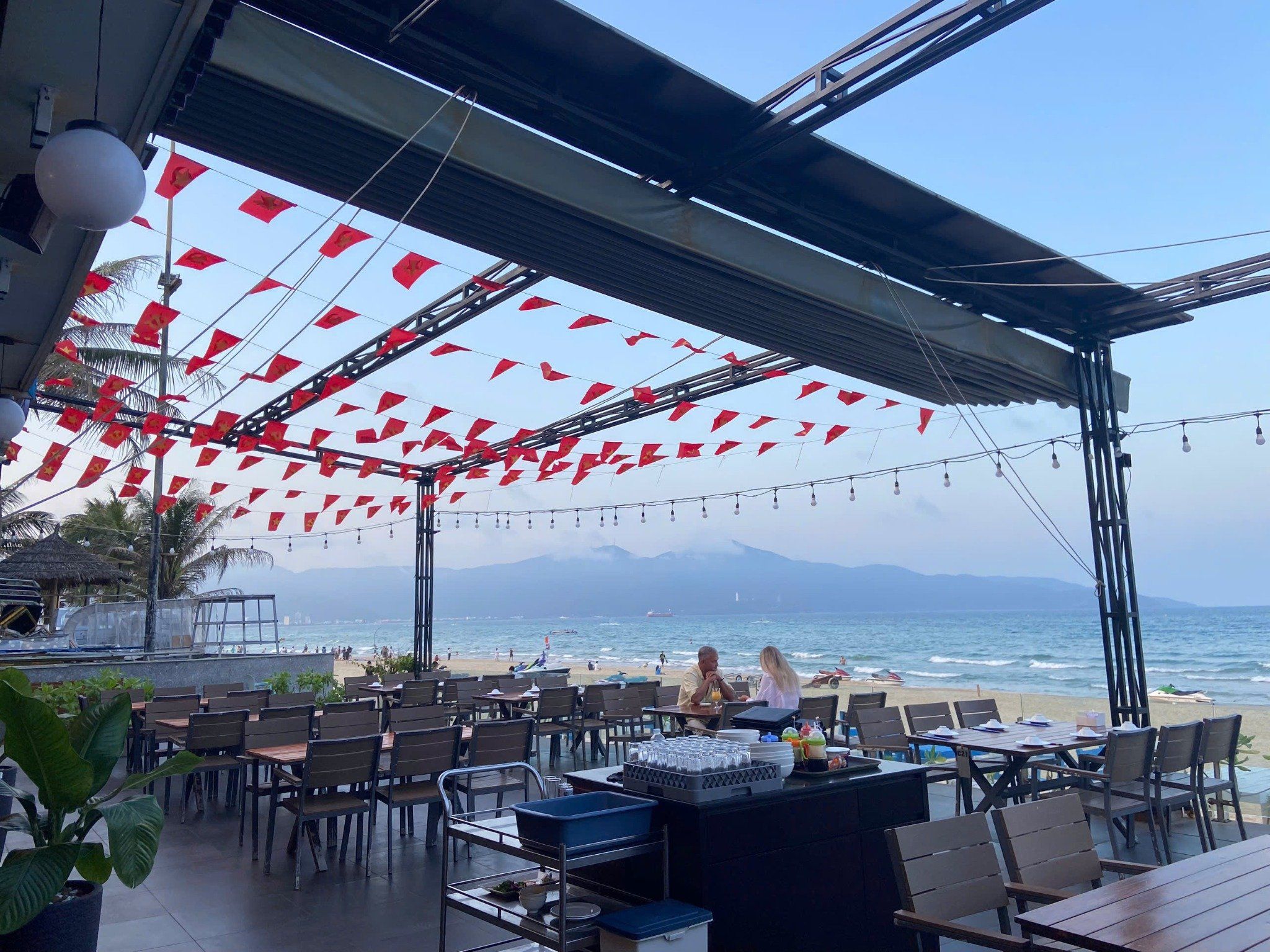 Muối Biển Seafood - 51 Võ Nguyên Giáp