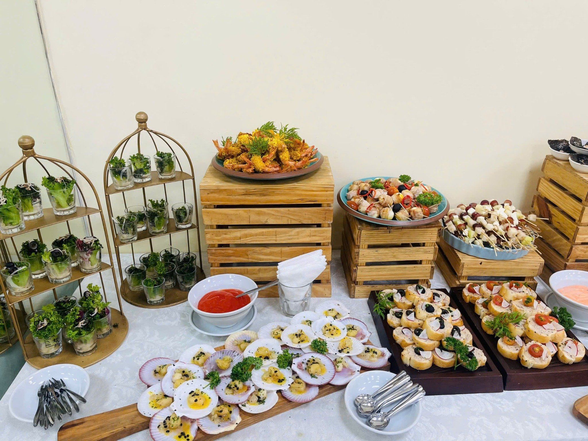 4Q Restaurant - 107 Phan Đình Phùng