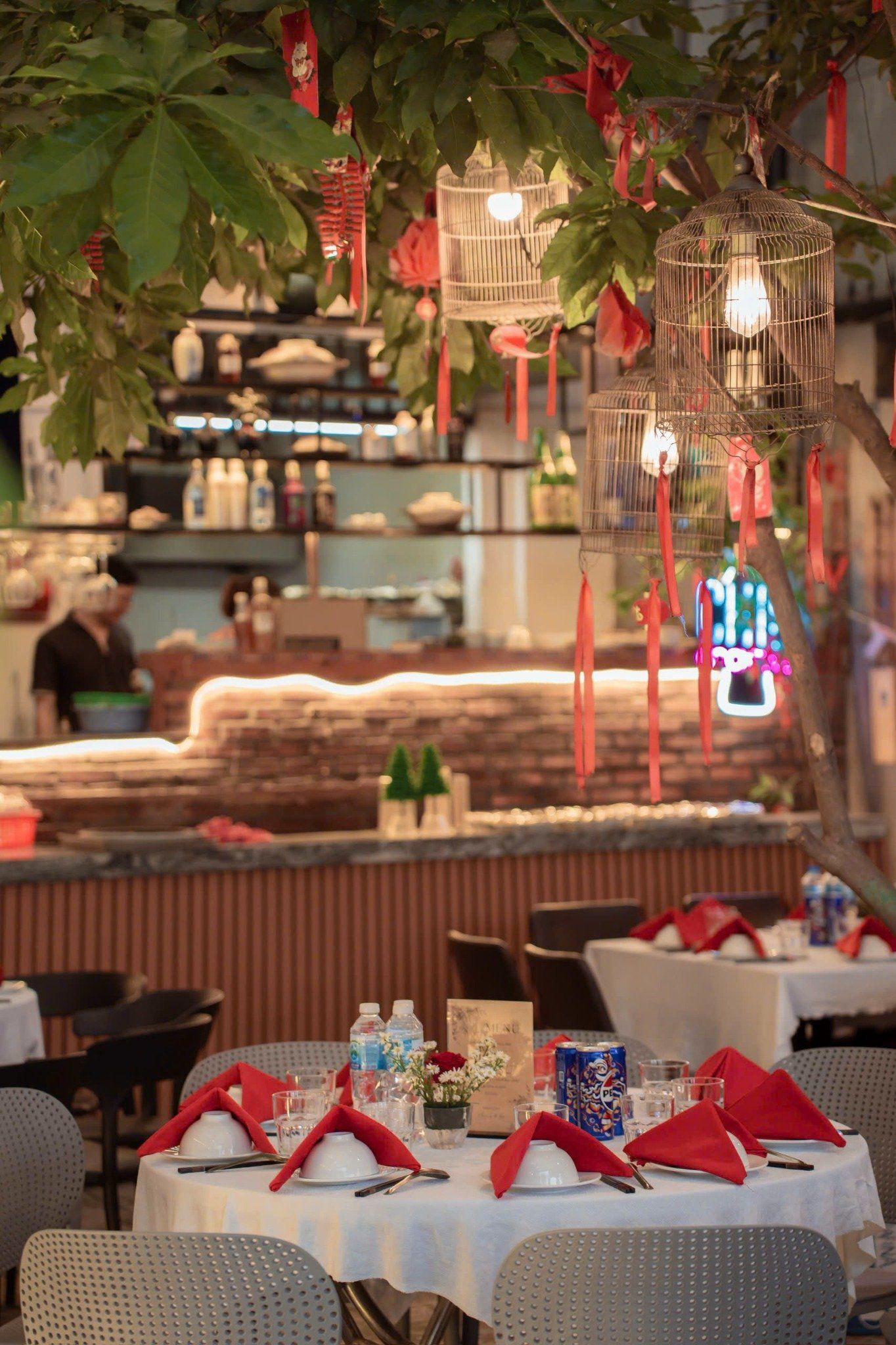 4Q Restaurant - 107 Phan Đình Phùng