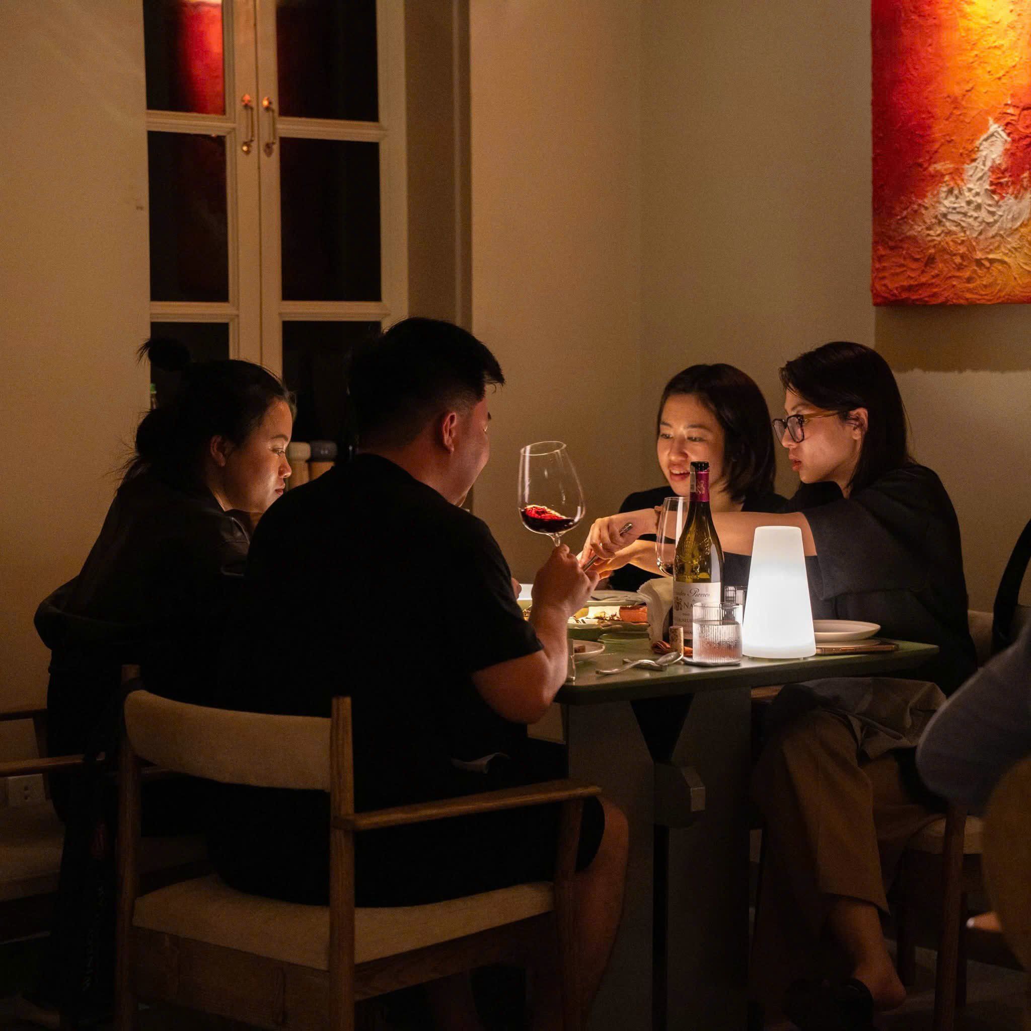 ZAO Eatery - 4 Ngõ Huế