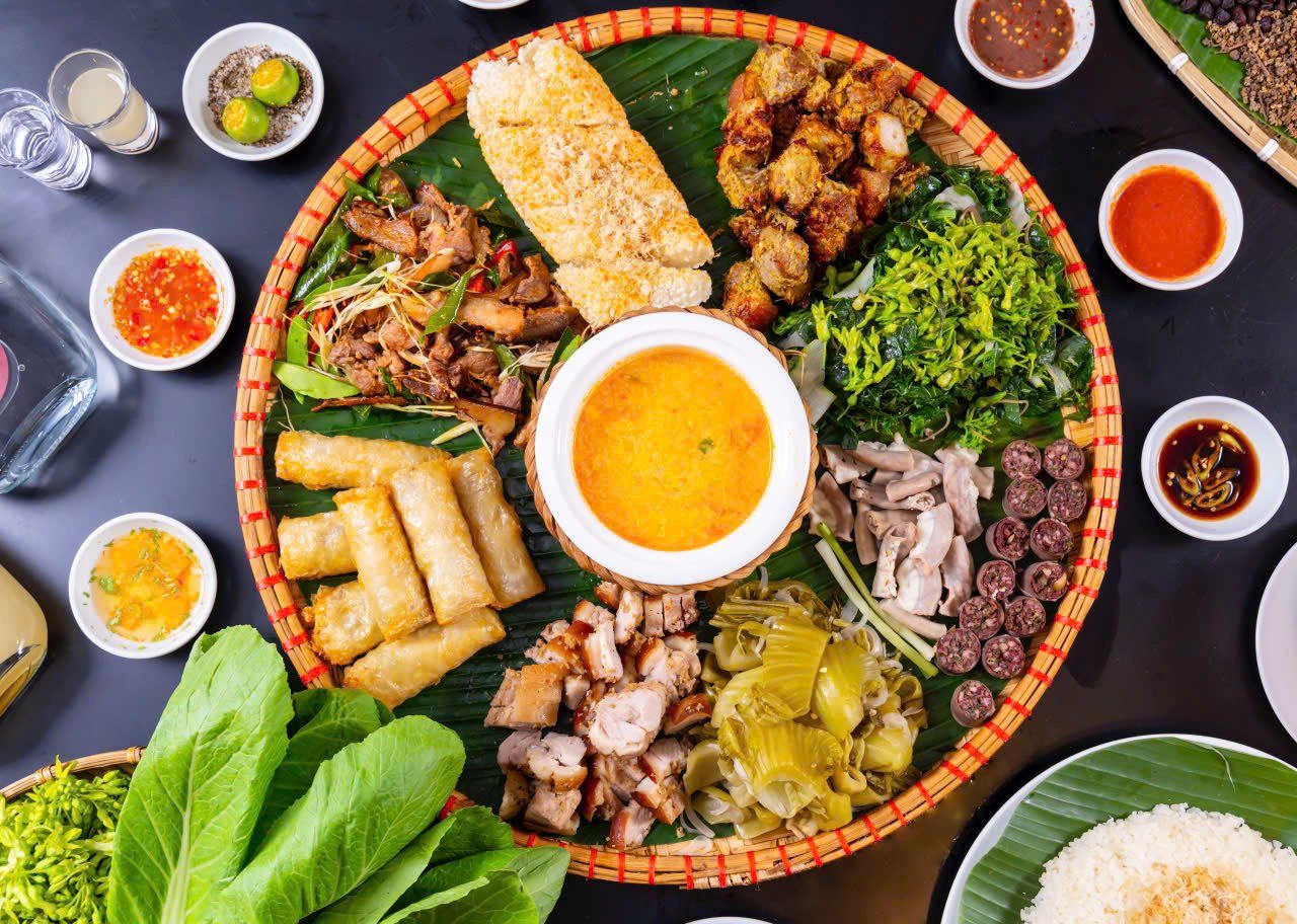 Nhà Hàng Mai Châu - 55 Hồ Nghinh