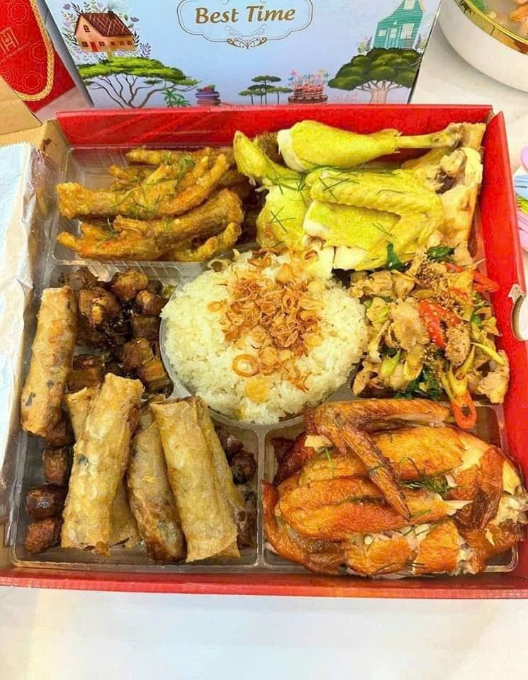 Vương Quốc Gà - KĐT Xa La