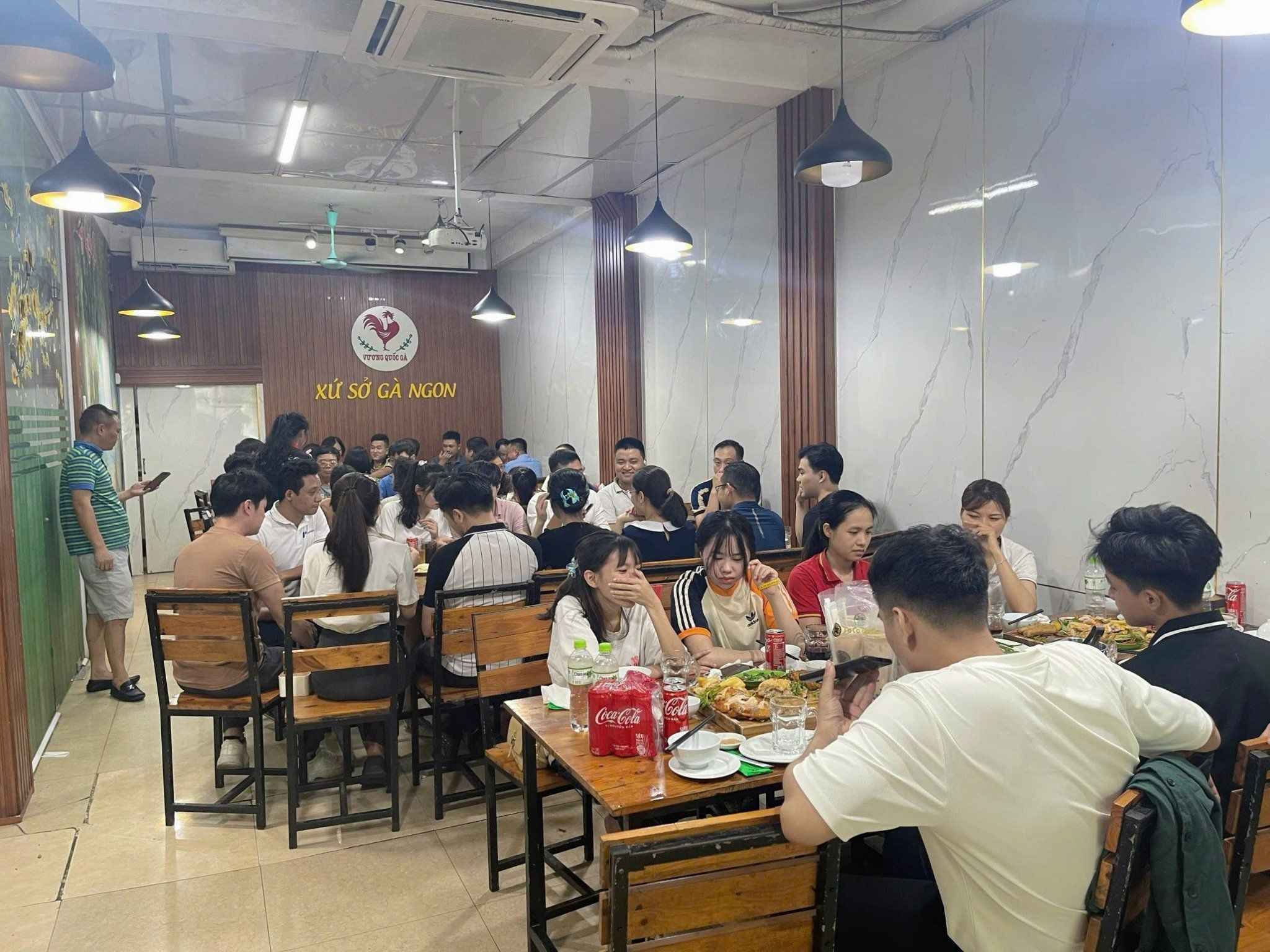 Vương Quốc Gà - KĐT Xa La