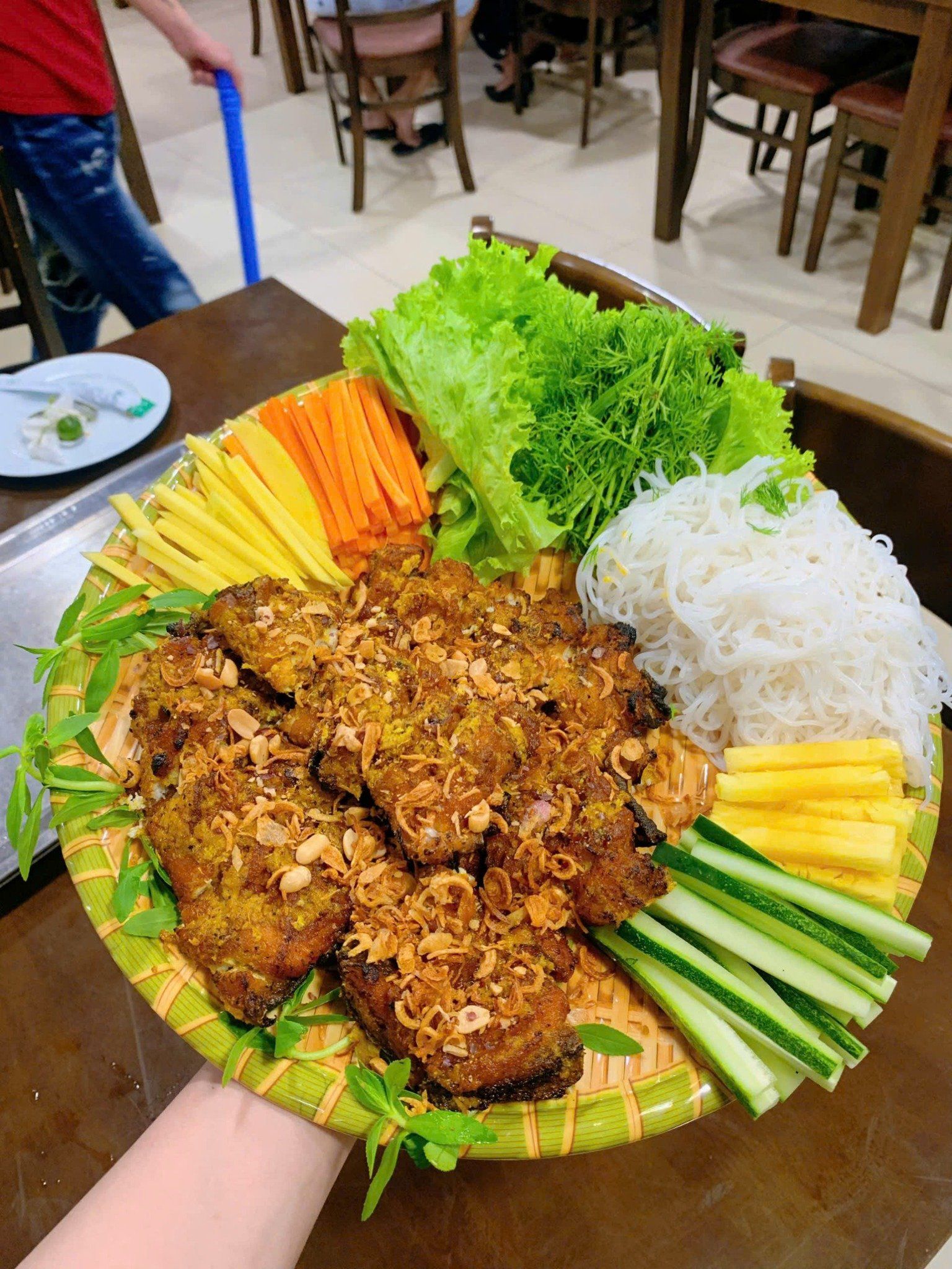 Vương Quốc Gà - KĐT Xa La