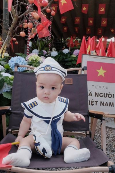  12-19kg Set body thủy thủ siêu ngầu cho bé- Set gồm bodysuit, nón, túi đeo chéo - set body hải quân 2/9 