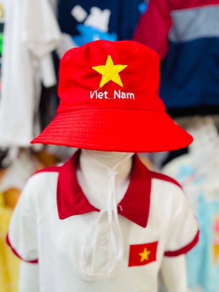  Nón vành thêu cờ đỏ sao vàng cho trẻ em (loại dày, quai nón to bản)-Nón vành 