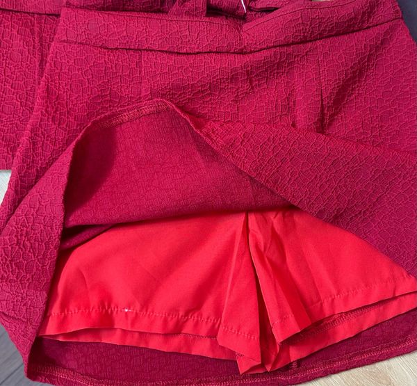  [19-36kg] Set Bộ Áo 2 Dây Kèm Chân Váy Cho Bé - Đỏ Đô 