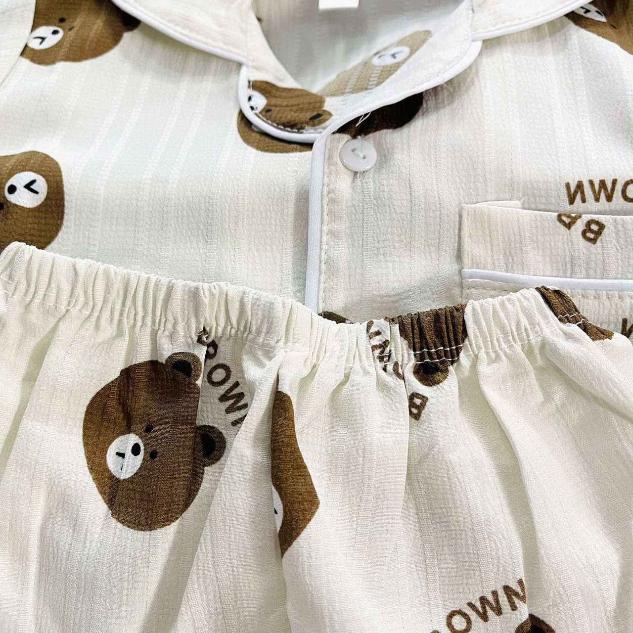  [6-13kg] Set Đồ Bộ Ngủ Ngắn Pijama Vải Xô Cho Bé - Trắng Gấu Nâu 