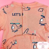  [0-6m; 14-15kg] Sleepsuit Cúc Bấm Có Vớ KB Bé gái- Cam Máy Bay 