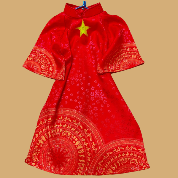  8-36kg; 1-10T (loại tốt) Áo dài lá cờ đỏ sao vàng cho bé gái- Đỏ hoa mai, quần phi bóng loại 1 
