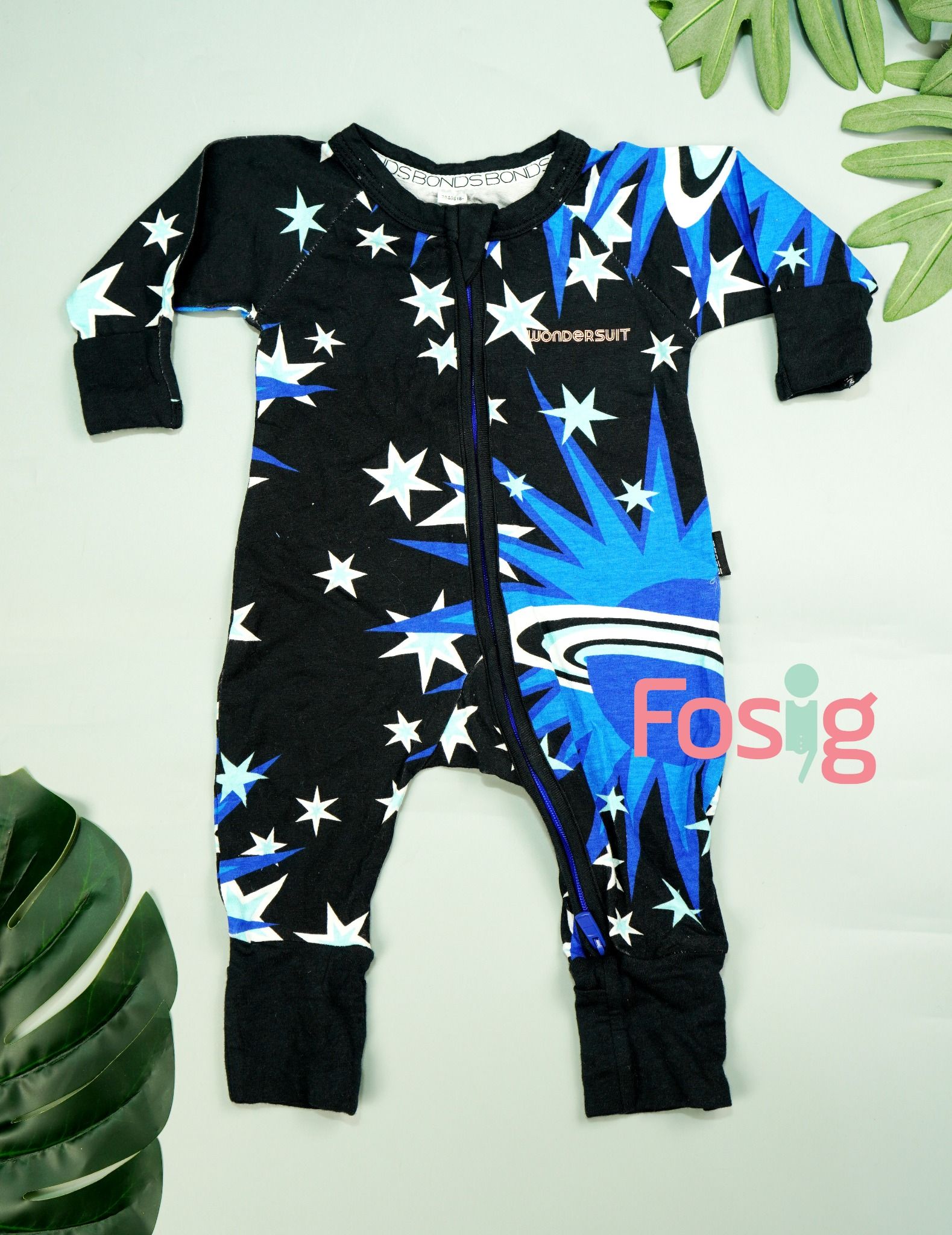  [0-3m] Sleepsuit Không Vớ Khóa Kéo Bé Trai - Đen Sao Xanh 