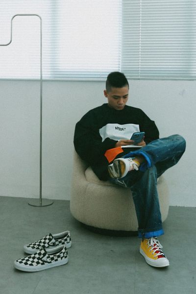  Apride Sweater Brush Art - Black 