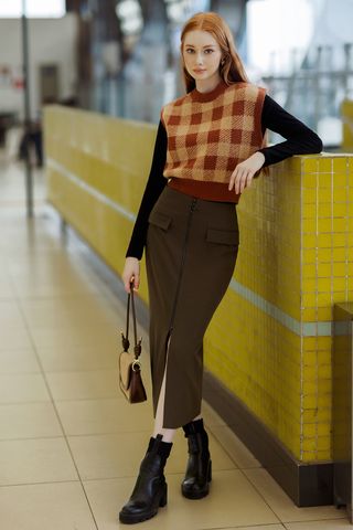 Midi skirts casual style tuytsy trơn nâu ánh rêu