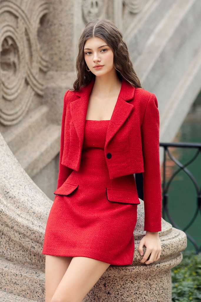 Đầm sleeveless text đỏ đô lé túi ( Không kèm áo)