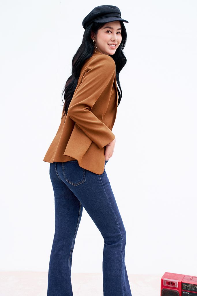 Blazer casual style da lộn camel cổ hai ve