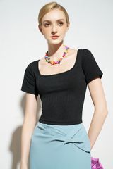 Cropped T-shirts thun tăm trơn đen cổ U