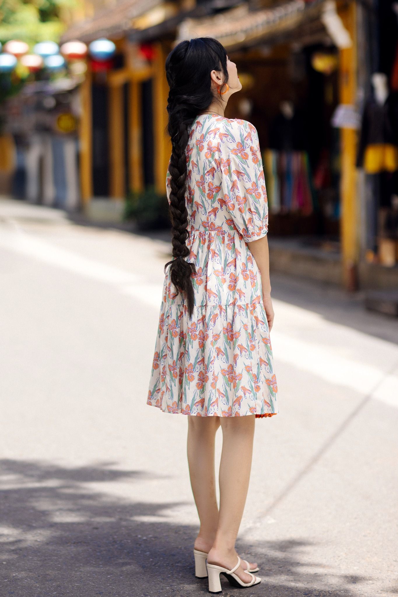 Đầm mini feminine thô lụa hoa nhỡ nhiều màu