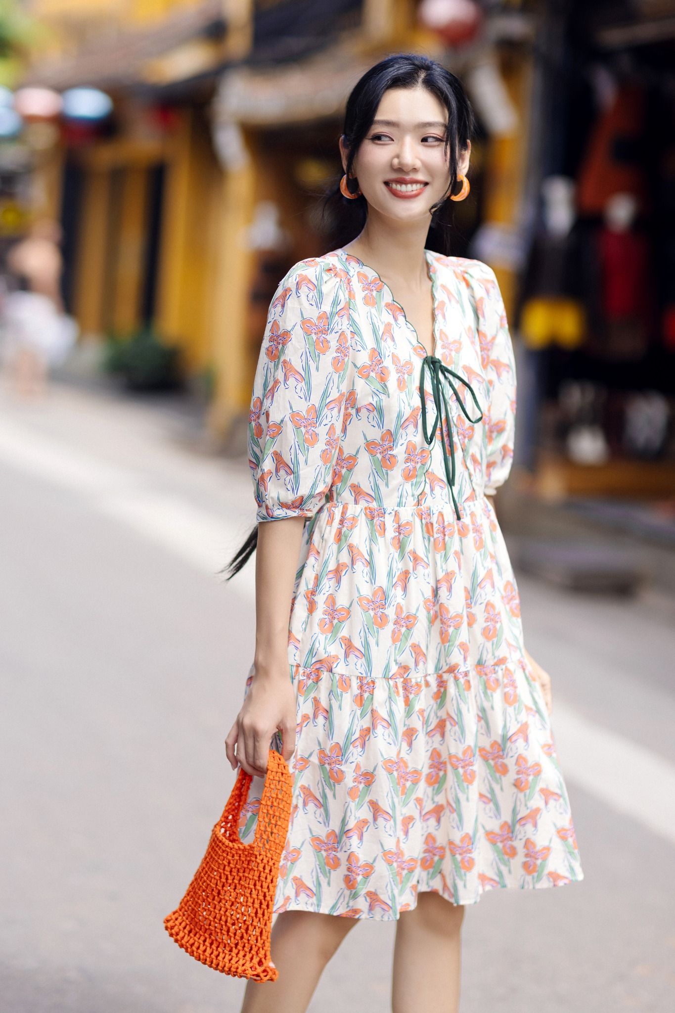 Đầm mini feminine thô lụa hoa nhỡ nhiều màu