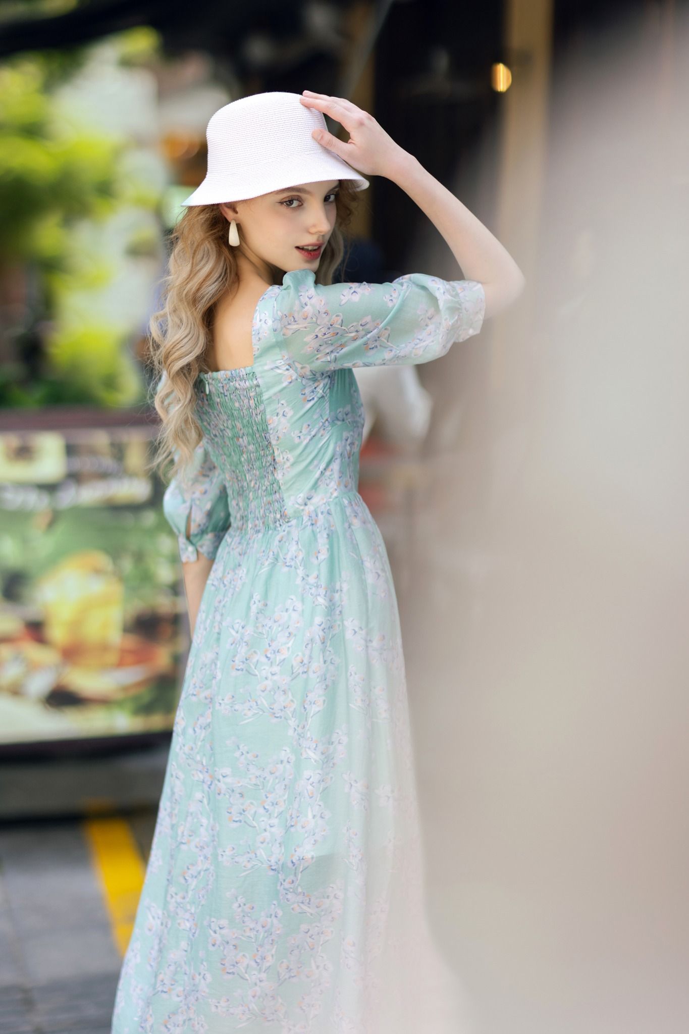 Đầm midi feminine voan tơ hoa nhỡ xanh ngọc