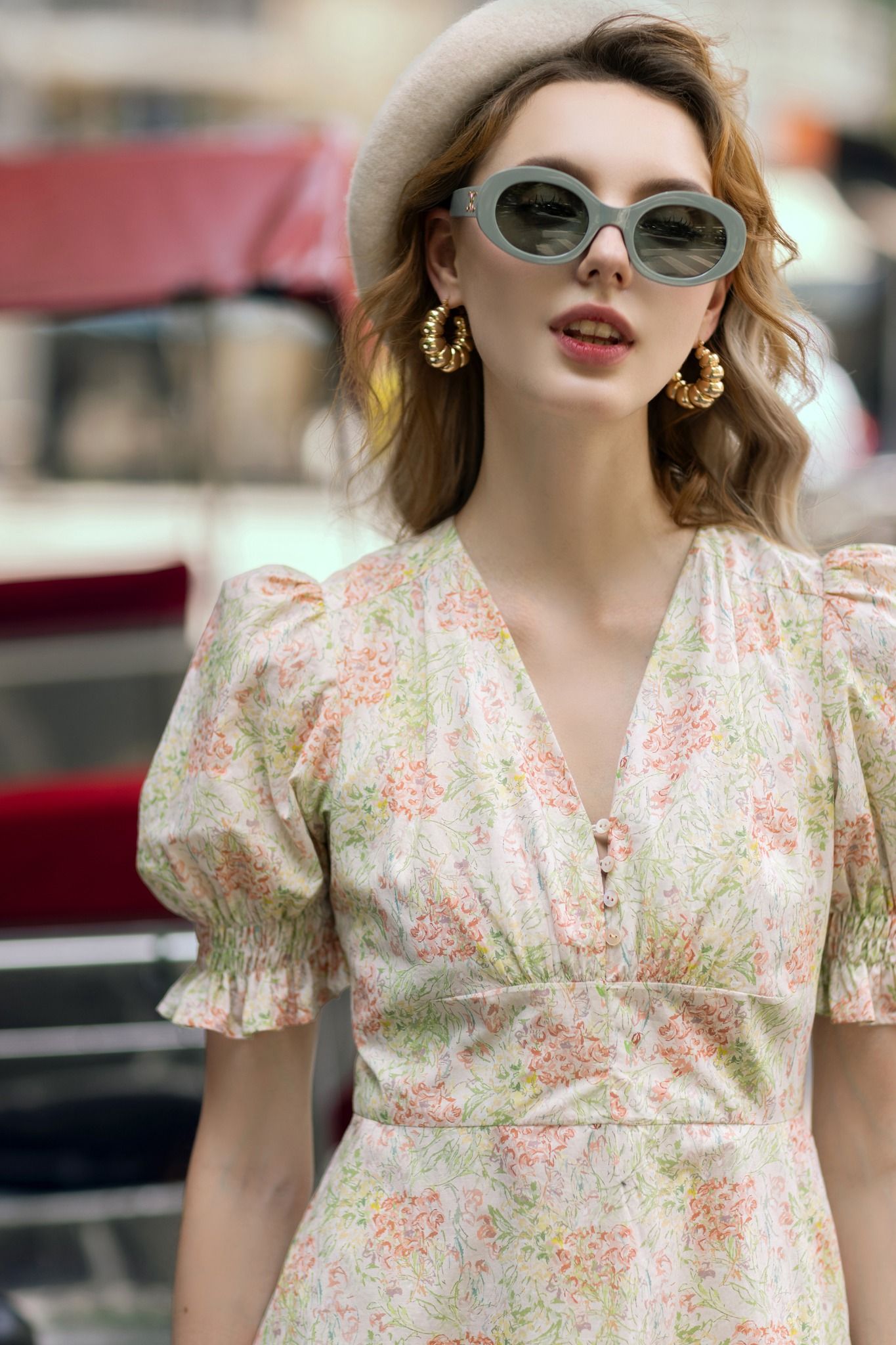 Đầm midi feminine thô lụa hoa nhỡ cam khuy eo
