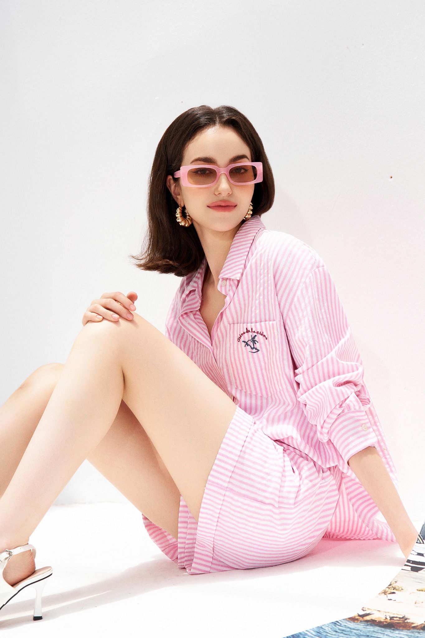 Quần shorts thô sọc hồng barbie túi sườn