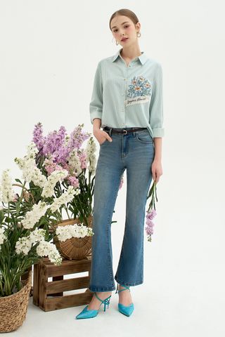 Quần jeans ống flare denim màu stone wash