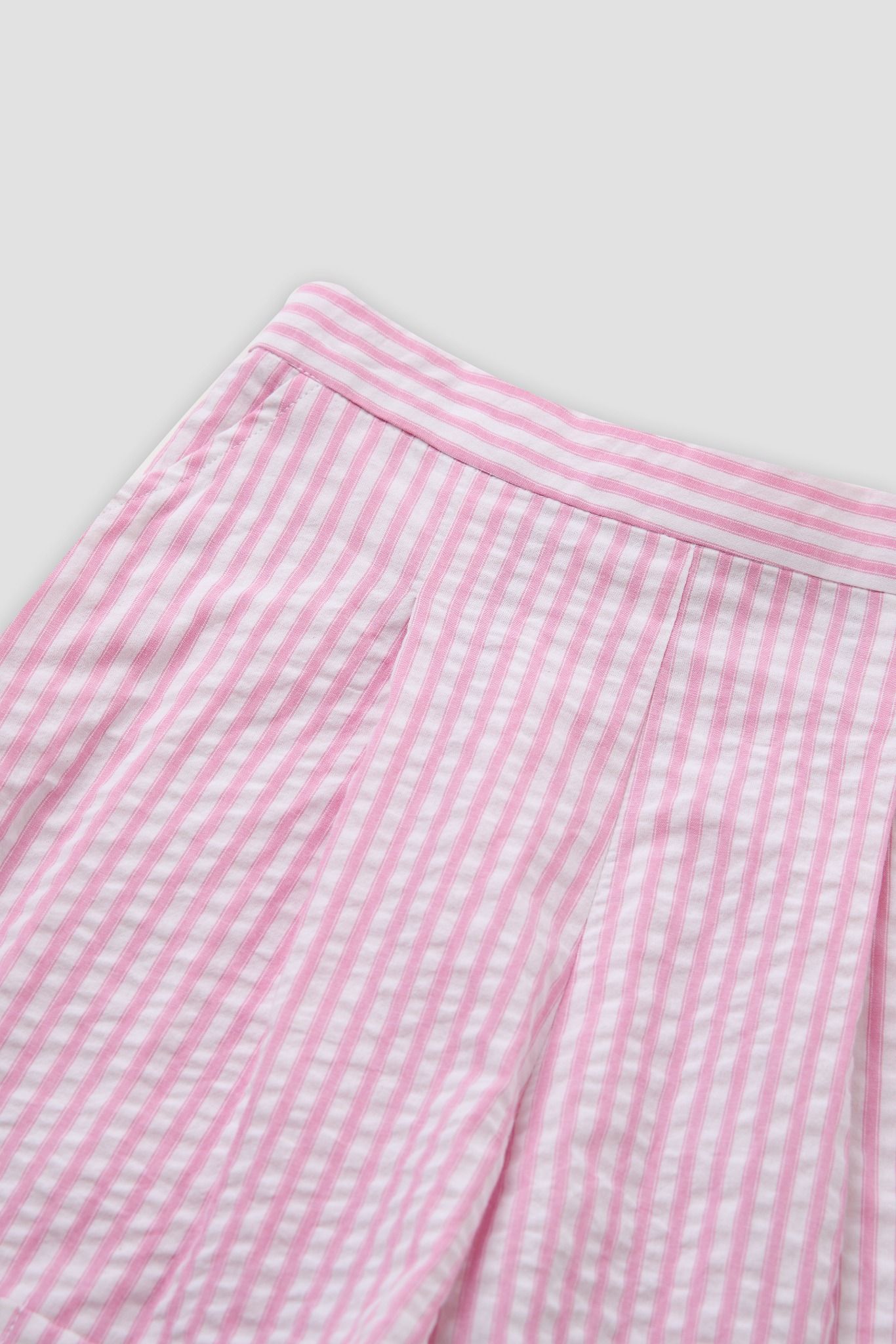 Quần shorts thô sọc hồng barbie túi sườn
