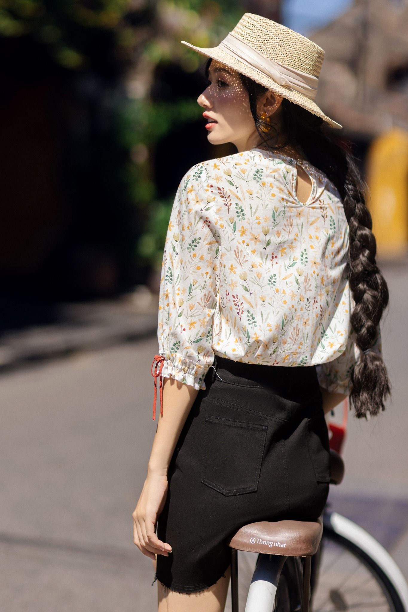 Chân váy mini casual khaki đen