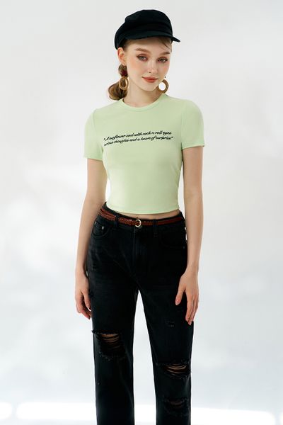 Áo phông crop casual thun tăm xanh thêu thân trước