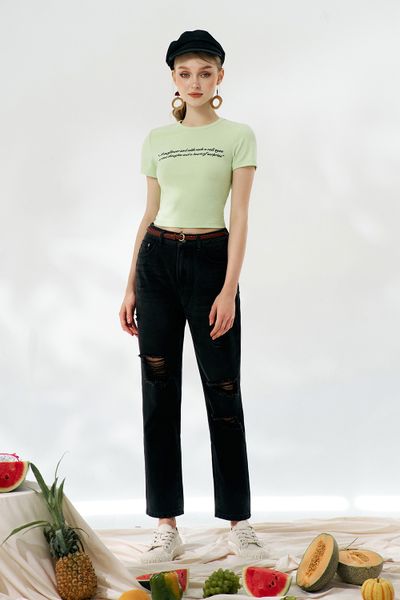 Áo phông crop casual thun tăm xanh thêu thân trước