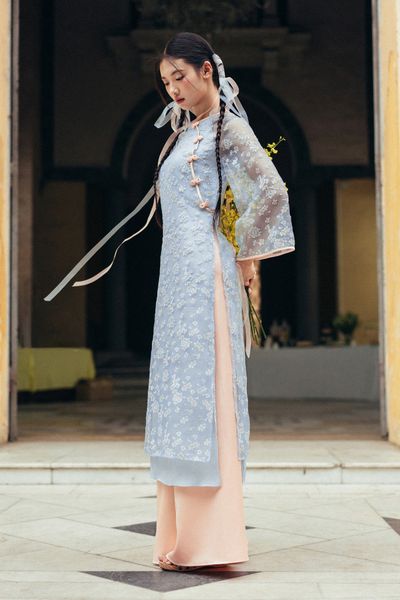 Bộ áo dài nữ voan tơ hoa rơi xanh ý vân