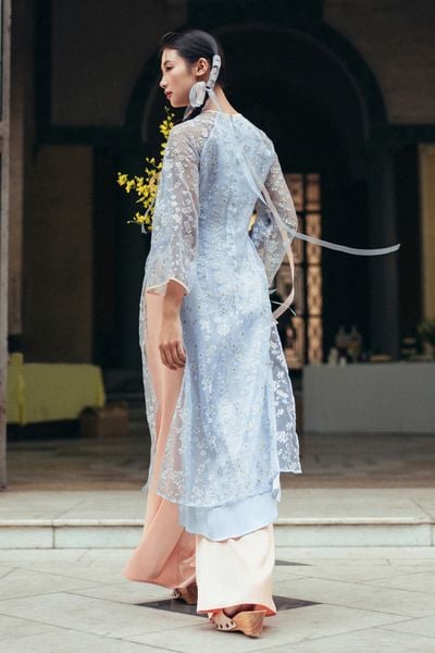 Bộ áo dài nữ voan tơ hoa rơi xanh ý vân