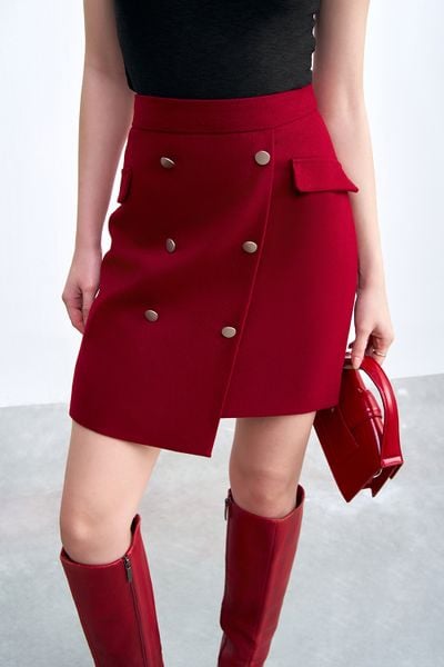Chân váy mini A dạ mỏng đỏ đô 6 khuy