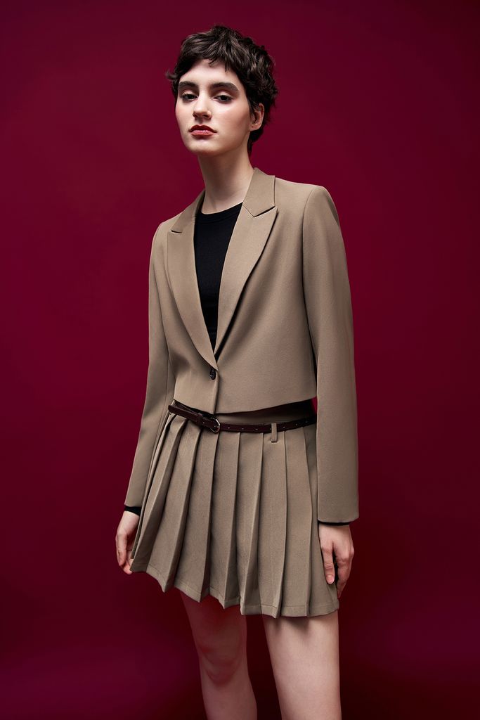 Áo blazer crop nâu ánh rêu cổ 2 ve