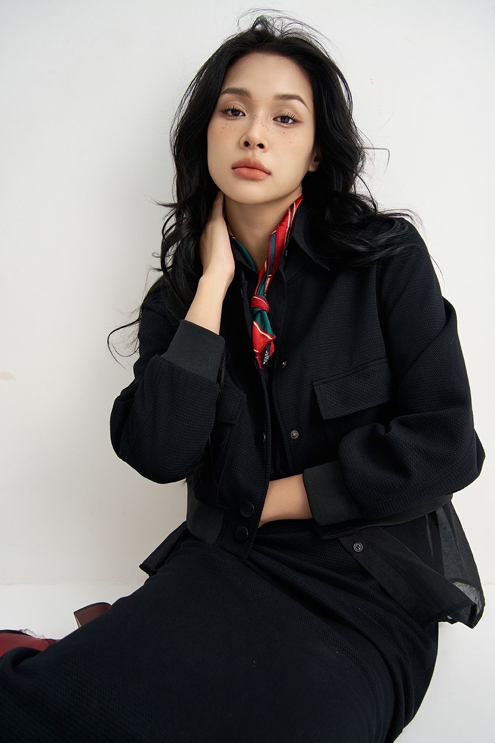 Áo khoác bomber poly xốp đen