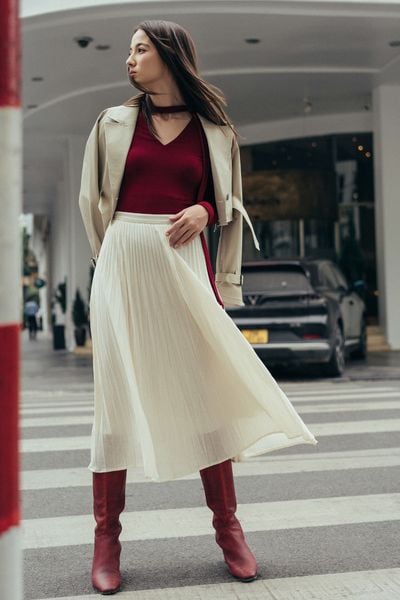 Chân váy midi dập nhăn thun xốp trắng kem