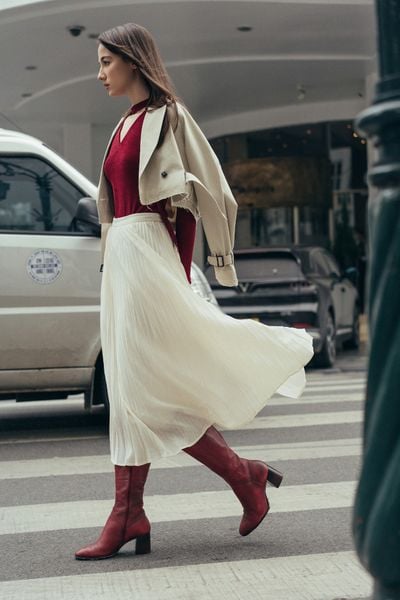 Chân váy midi dập nhăn thun xốp trắng kem