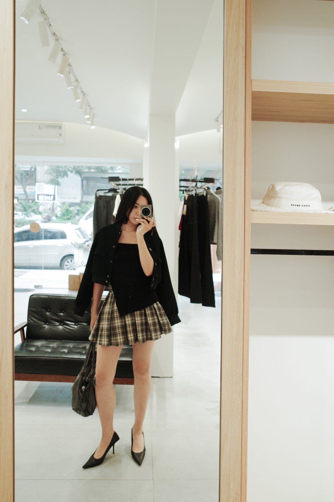 Chân váy mini xoè xếp ly tùng karo ghi