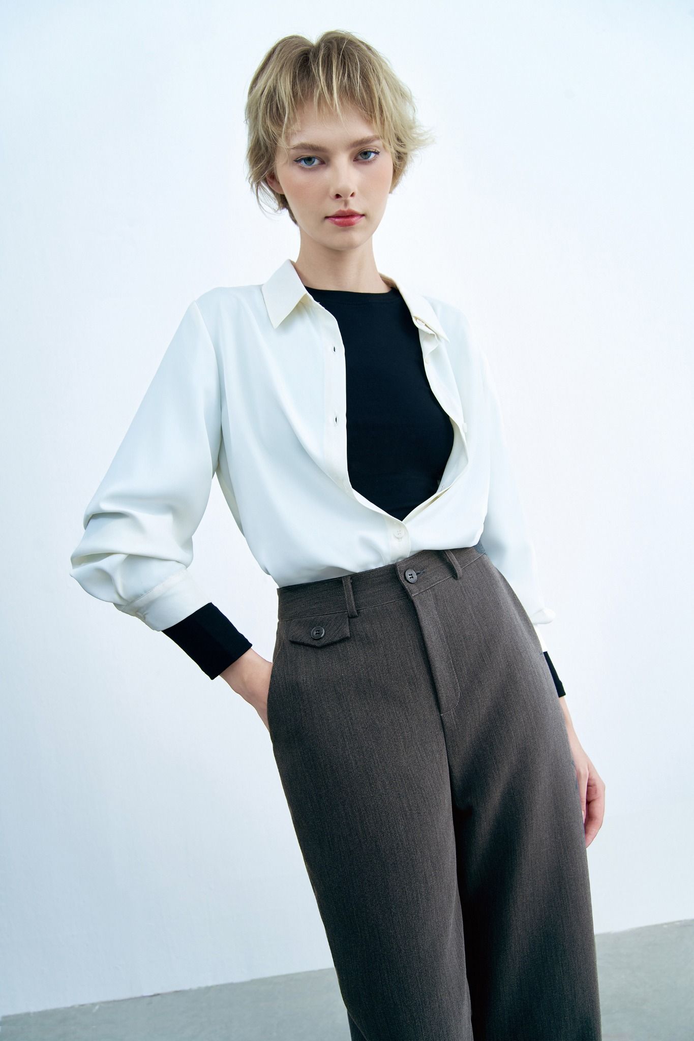 Sơ mi basic lụa trắng