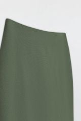 Chân váy midi xốp lóng vuông olive green cạp cao