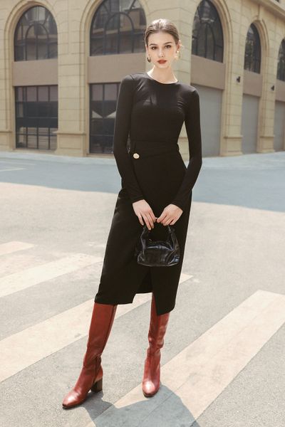 Chân váy maxi vạt chéo solid đen