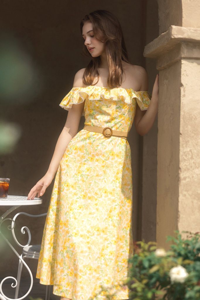 Đầm maxi thô hoa vàng bèo vai